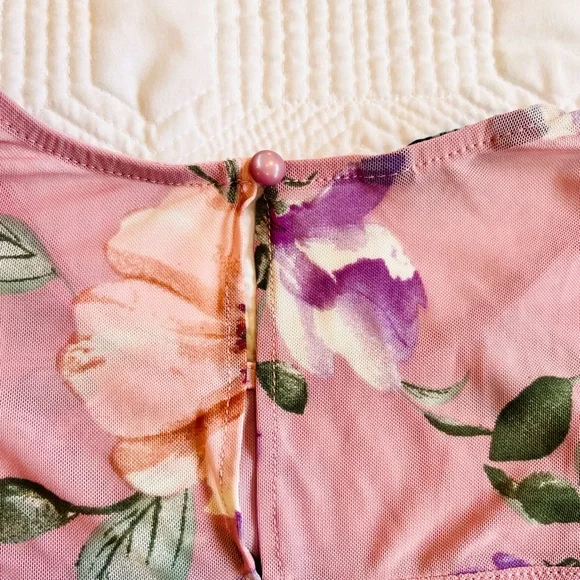 Floral Pink Sleeveless Top - Picture 6 of 6